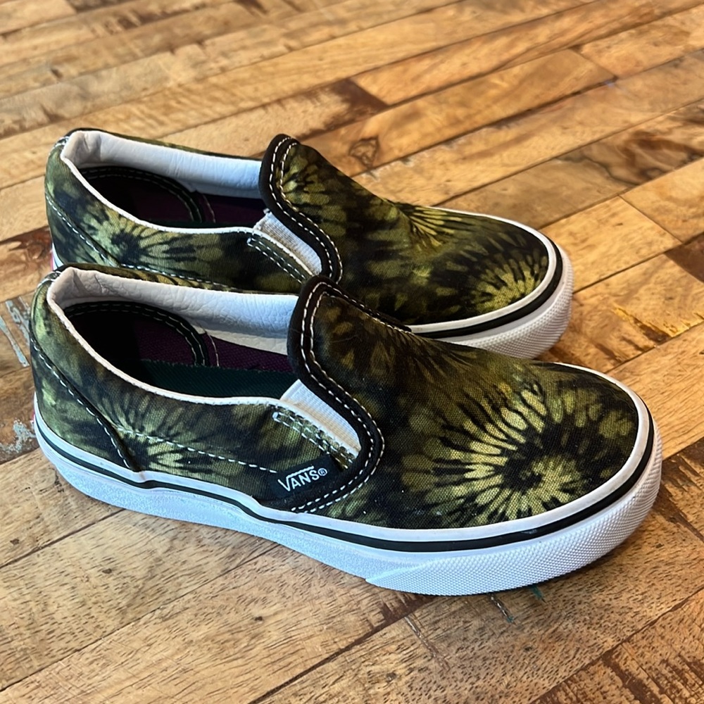Vans Green Tie Dye Slip On Shoes Limited Edition Kids Size 11.5